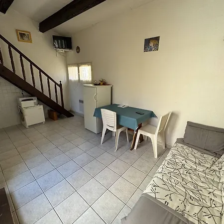 Apartment Mezzanine A La Pinede Pour 4 Pers, Parking Prive - Fr-1-749-94 Agde